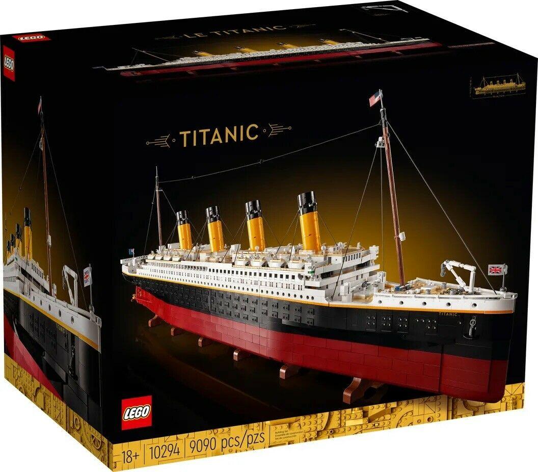 BRAND NEW & Factory SEALED  LEGO TITANIC 10294  I
