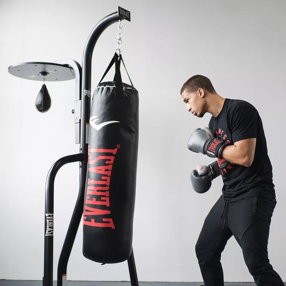 Everlast Dual Station Heavy Duty Powder Coated Steel Heavy and Speed Bag Stand and NevaTear 40 Pound Hanging MMA Boxing Heavy Punching Bag, Black